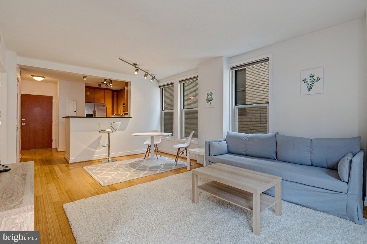 915 E St Nw #1001 - Photo 3 of 50