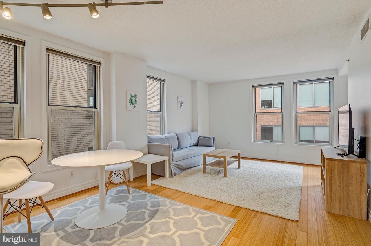 915 E St Nw #1001 - Photo 5 of 50
