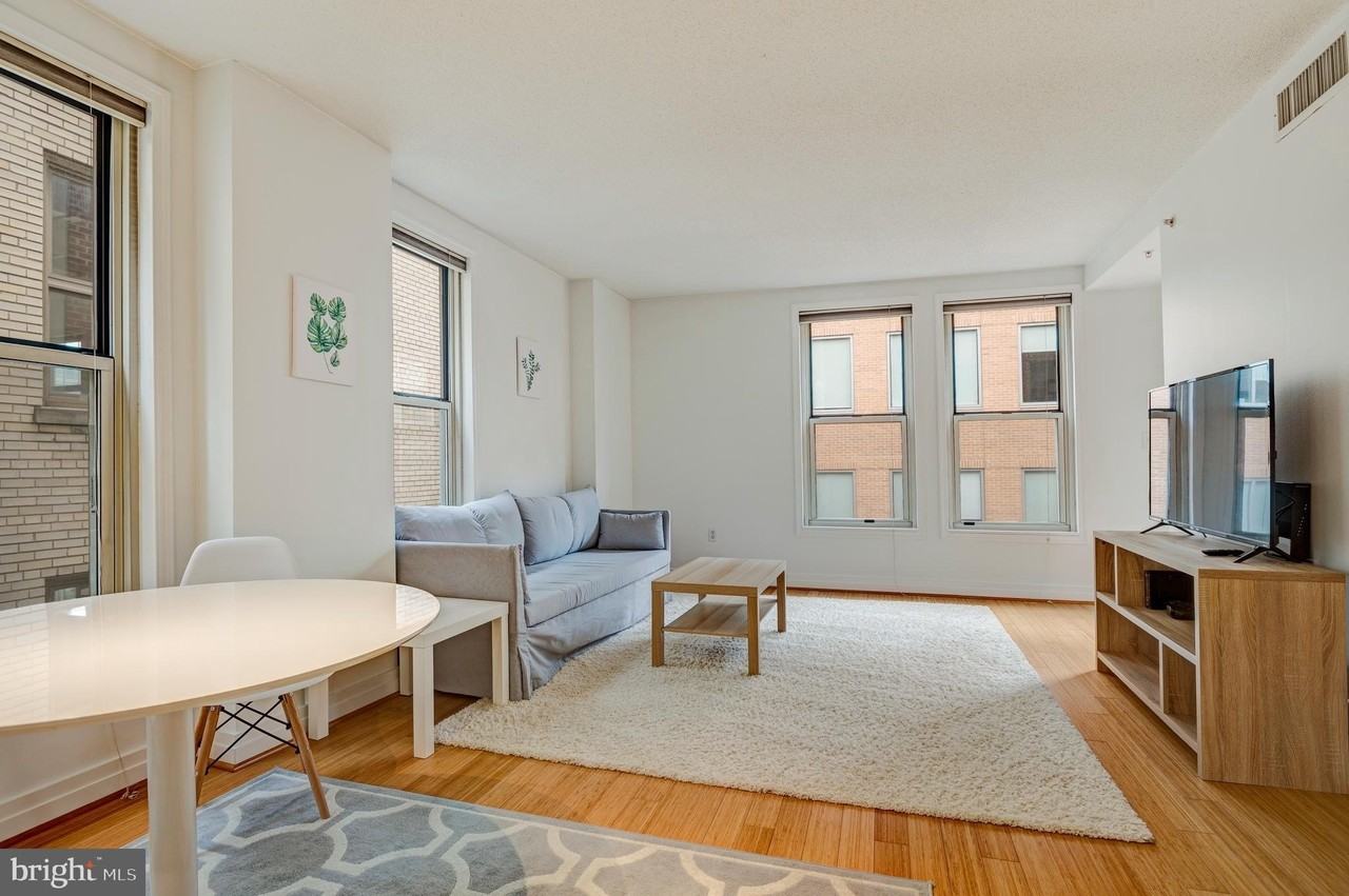 915 E St Nw #1001 - Photo 7 of 50