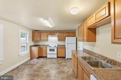 4 Thorn St - Photo 1 of 1