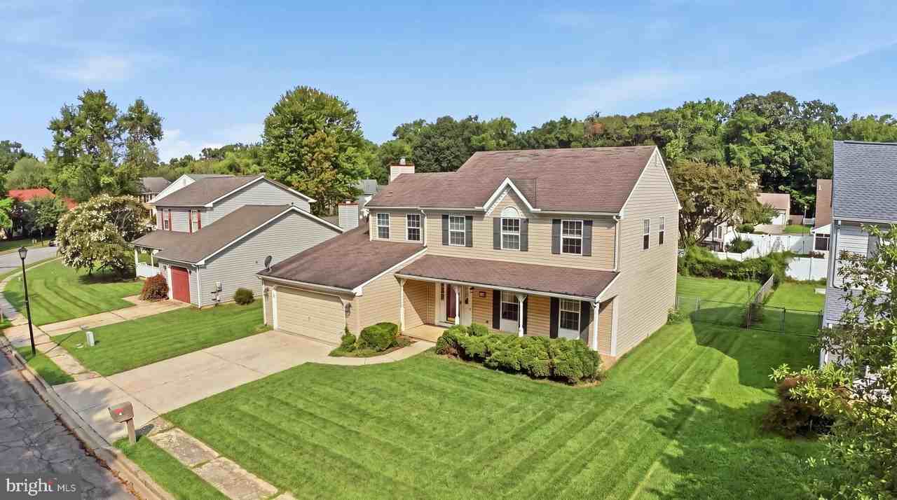 251 N Caroline Pl - Photo 3 of 40