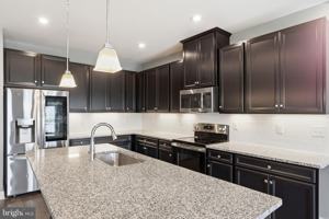 featured image of 529 Swansea Dr