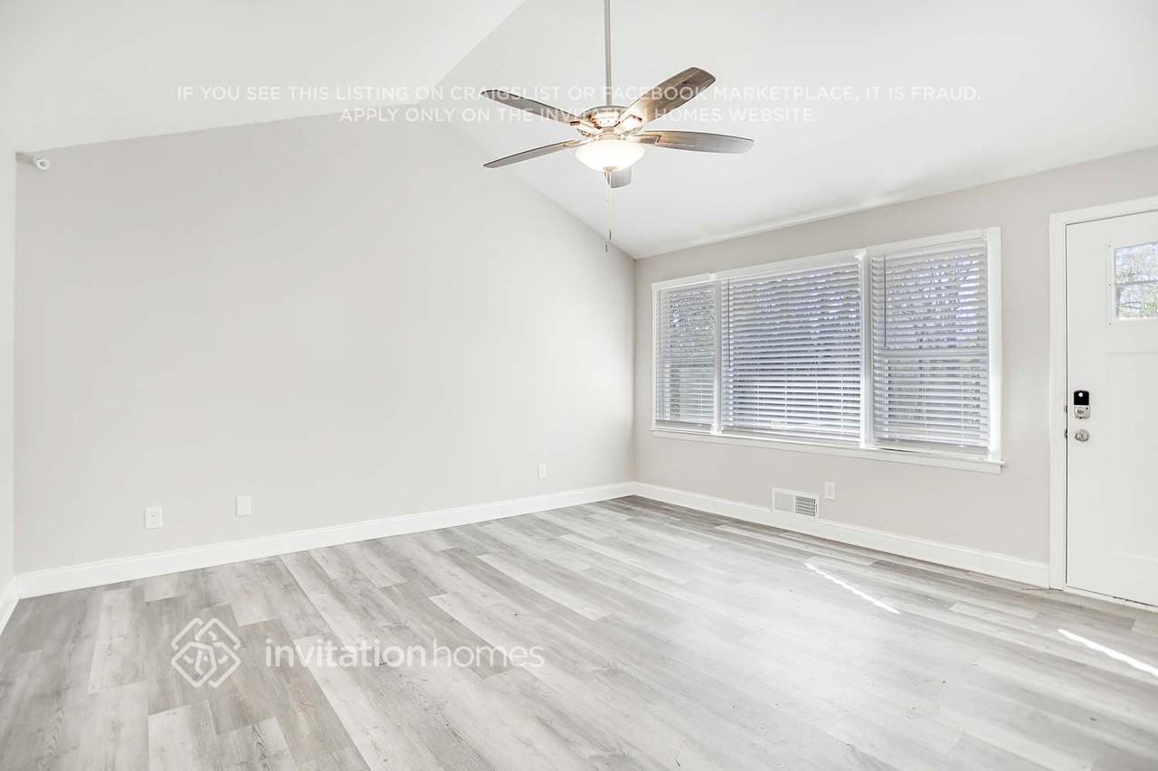 3003 Orion Dr - Photo 6 of 26
