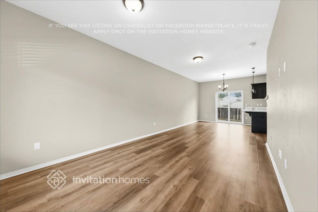 4935 204th Street Ct E - Photo 6 of 20