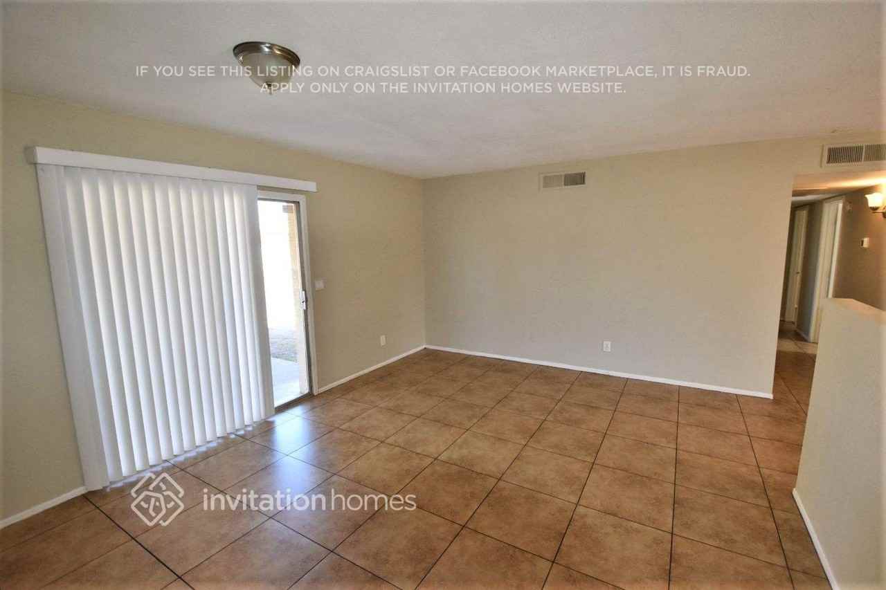 2220 W Oraibi Dr - Photo 6 of 13