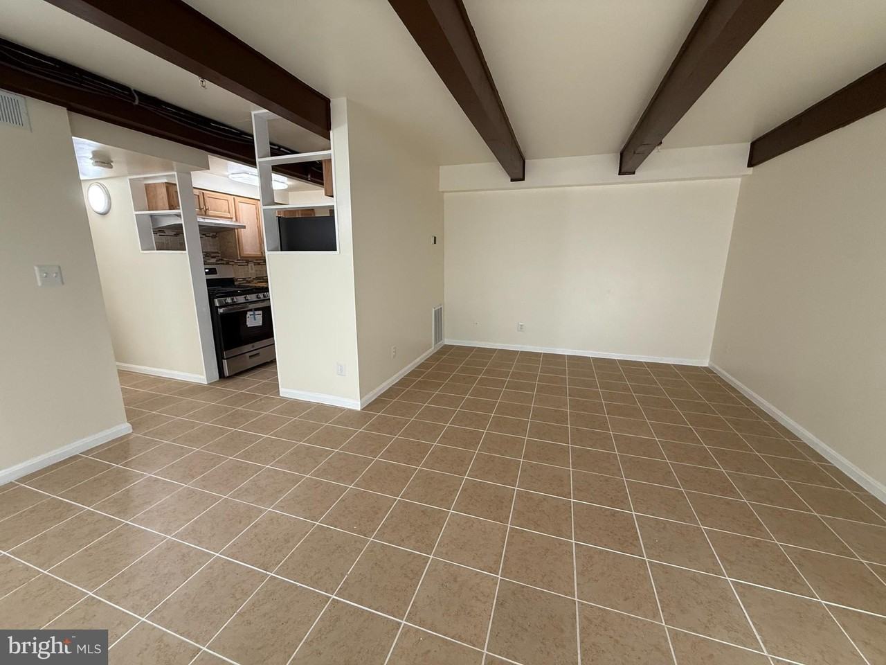 7402 18th Ave #111 - Photo 3 of 28