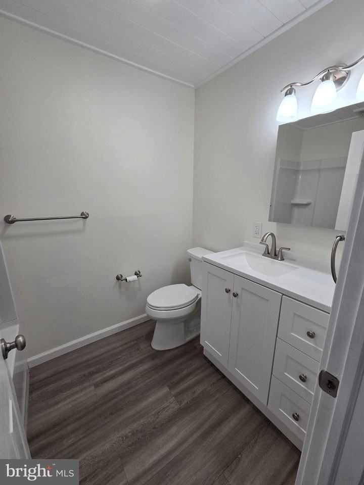 130 S Broadway - Photo 4 of 16