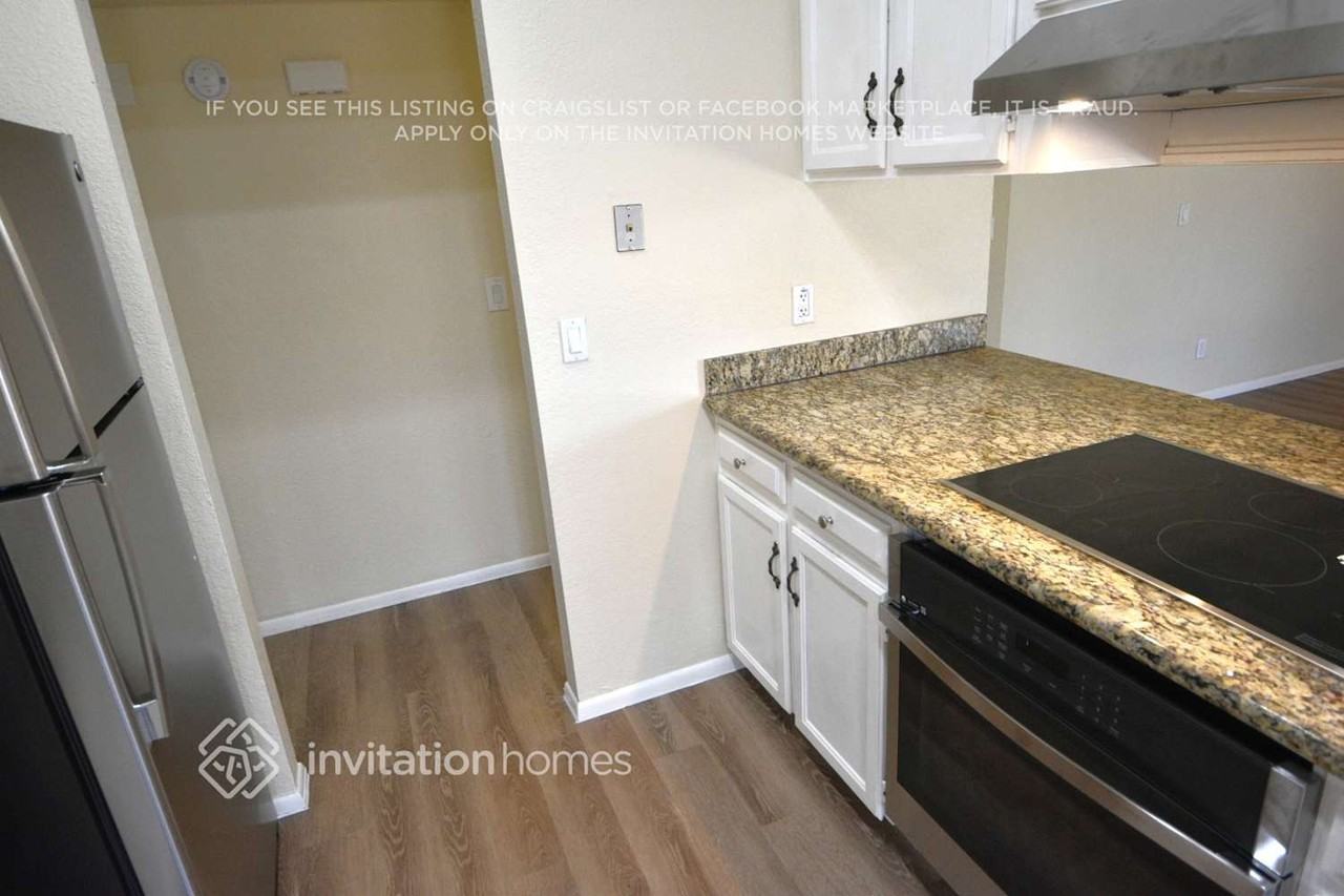 3538 E Anderson Dr - Photo 4 of 12