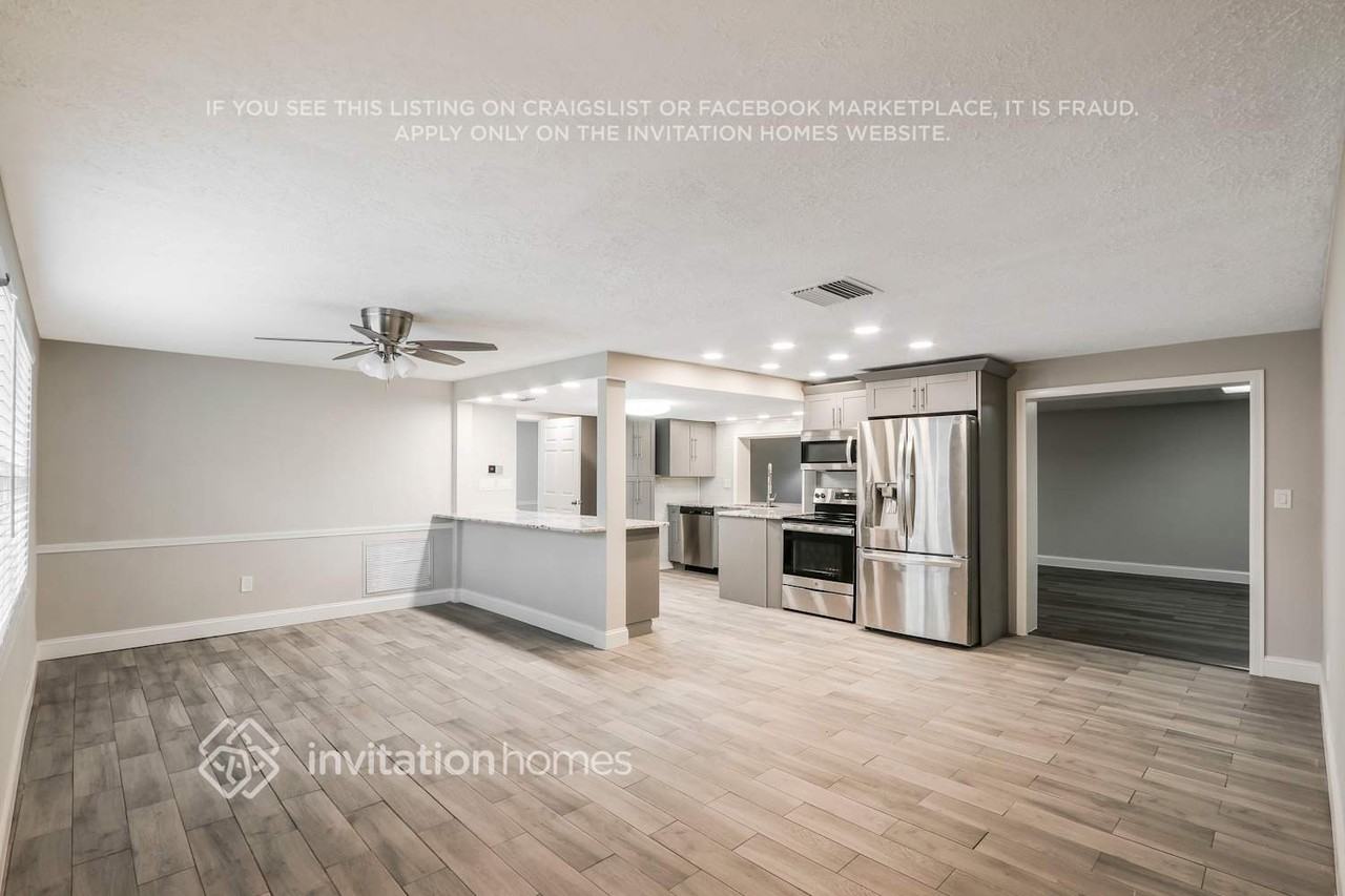 3016 Palamore Dr - Photo 4 of 29