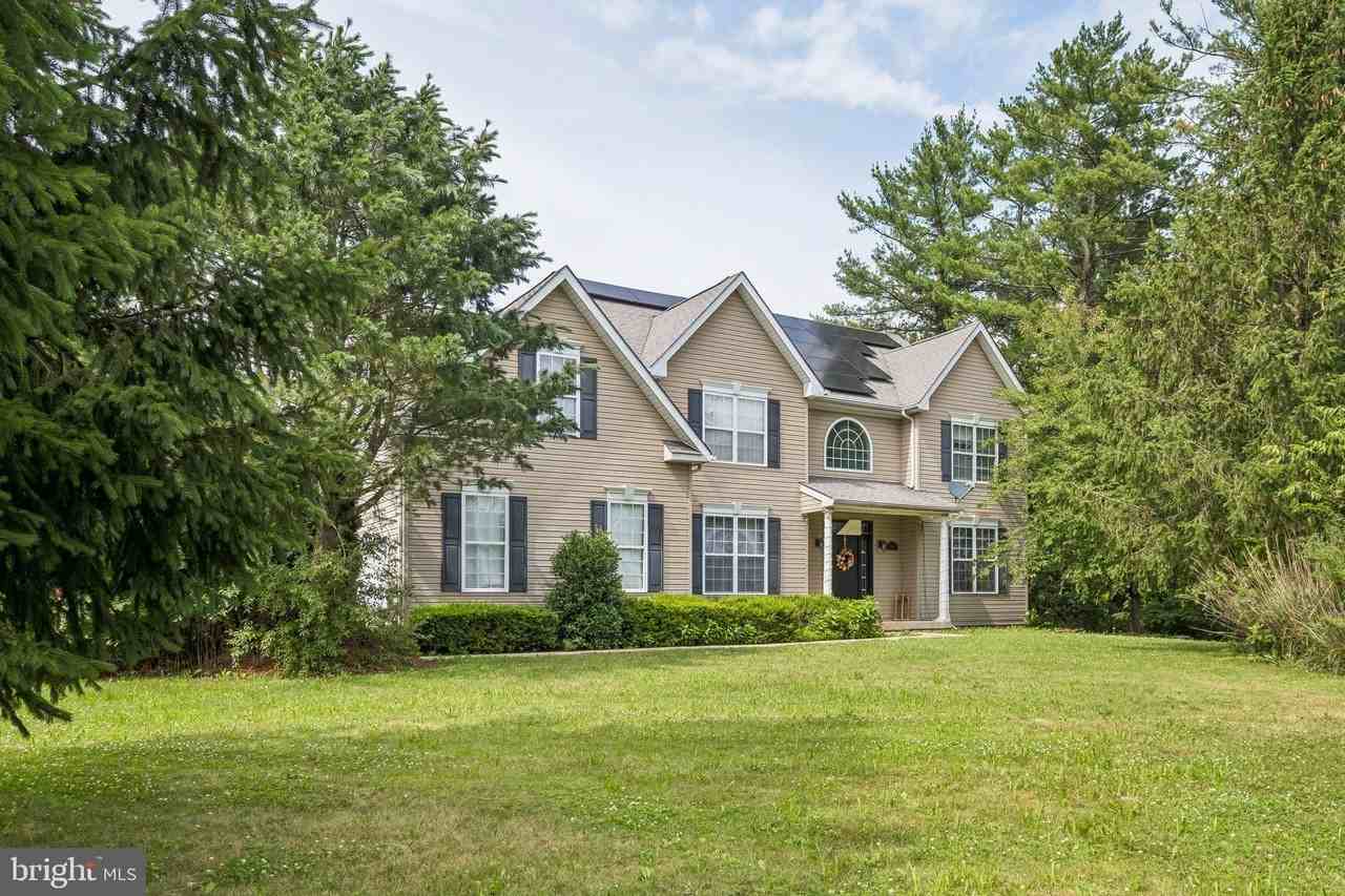 211 Tollgate Rd - Photo 3 of 45
