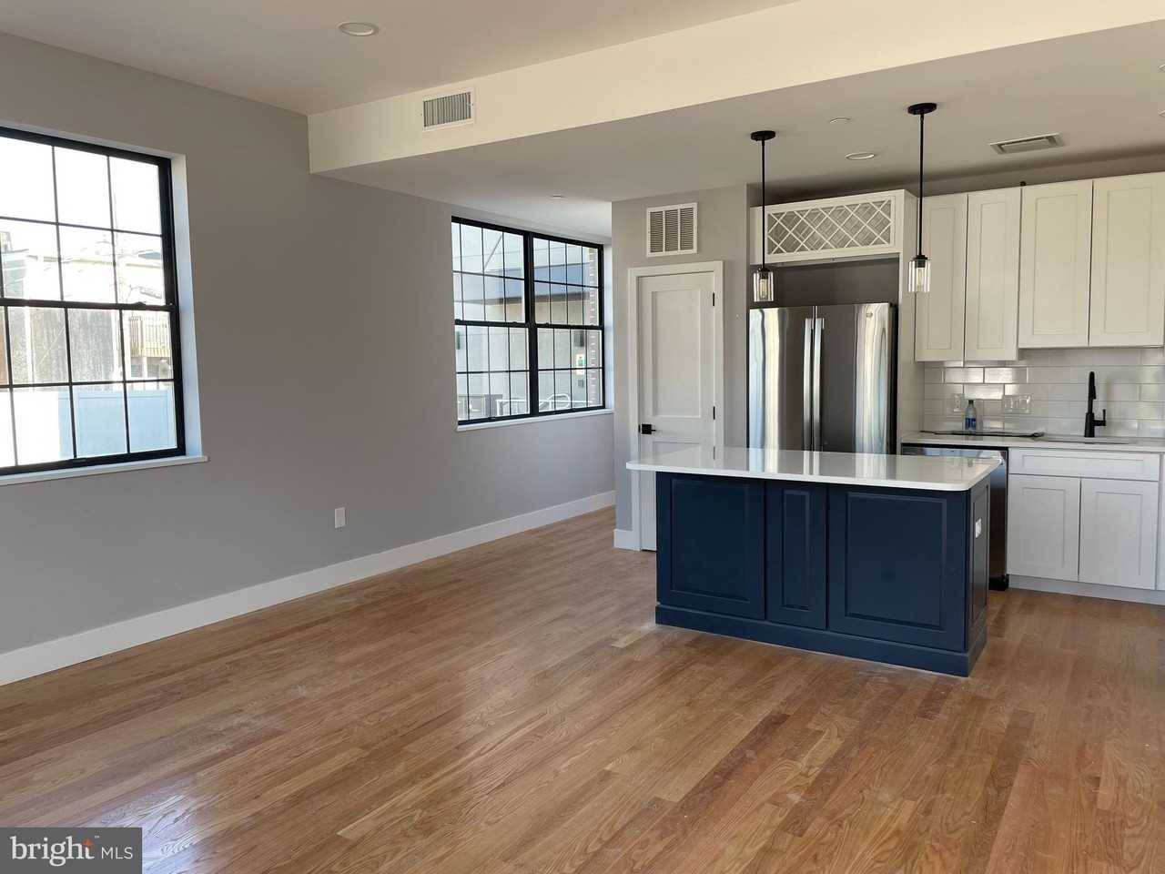 1 S Olive St #2C - Photo 3 of 7