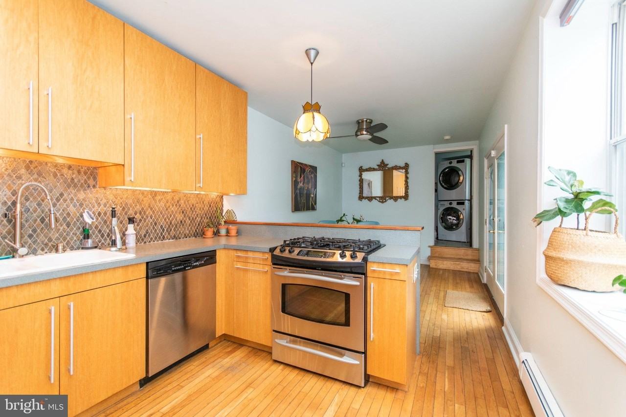 108 Richmond St - Photo 5 of 17