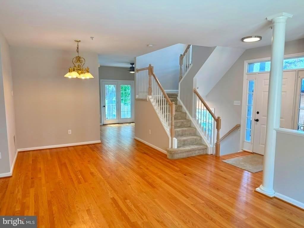 1166 N Vernon St - Photo 4 of 35