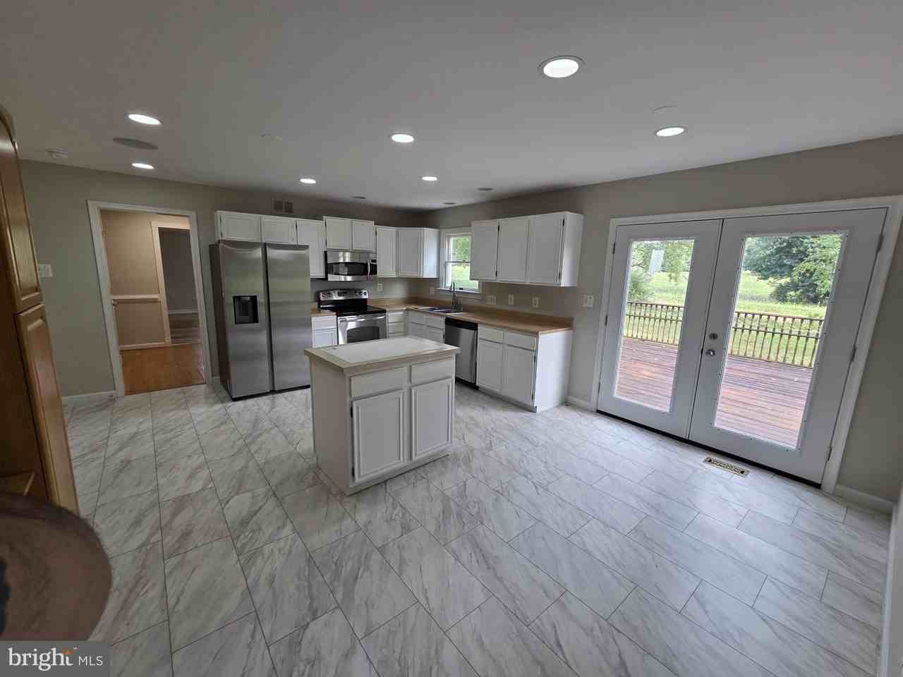 41234 Bridges Farm Ln - Photo 2 of 23