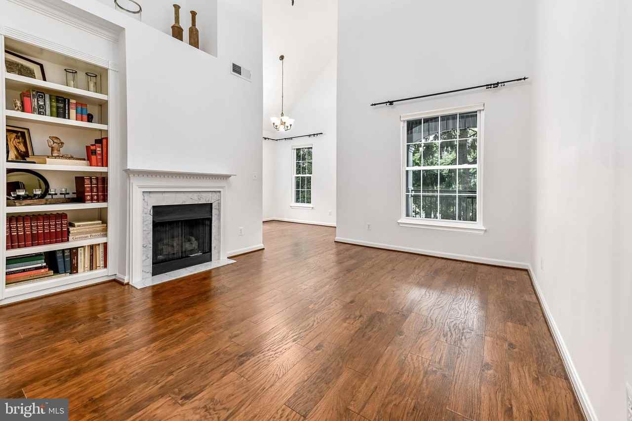 46600 Ellicott Sq #202 - Photo 6 of 30