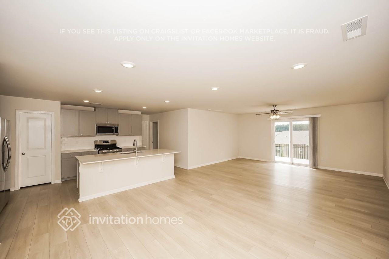 364 Hollingswood Dr - Photo 6 of 18