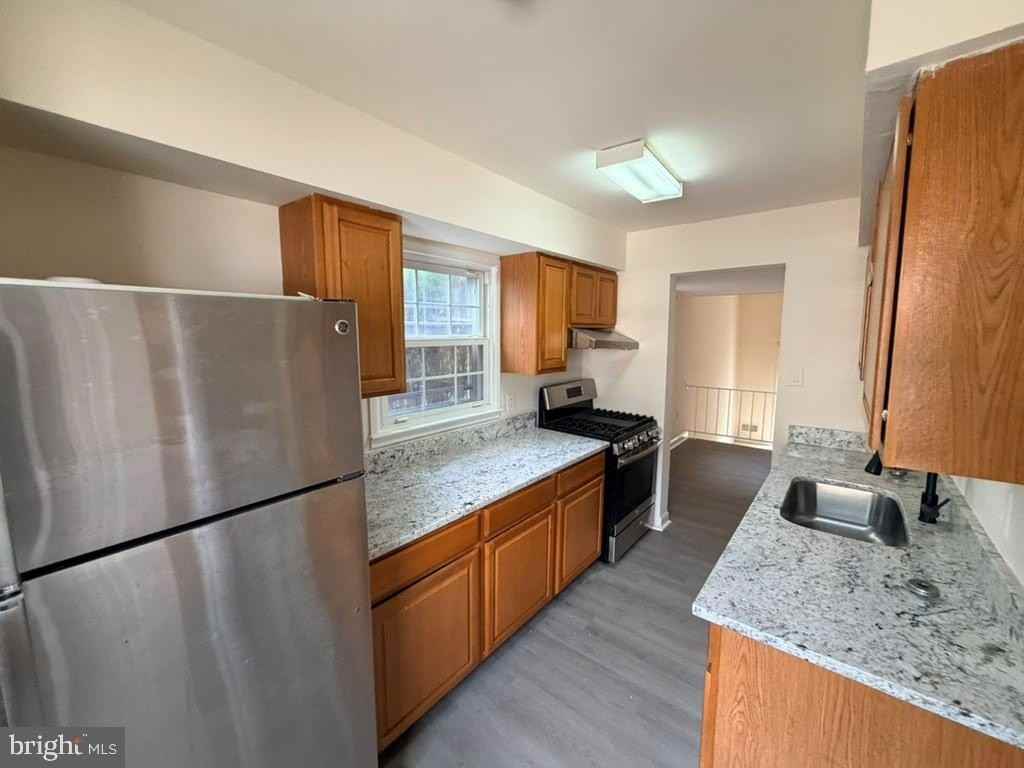 3473 Beale Ct - Photo 3 of 28