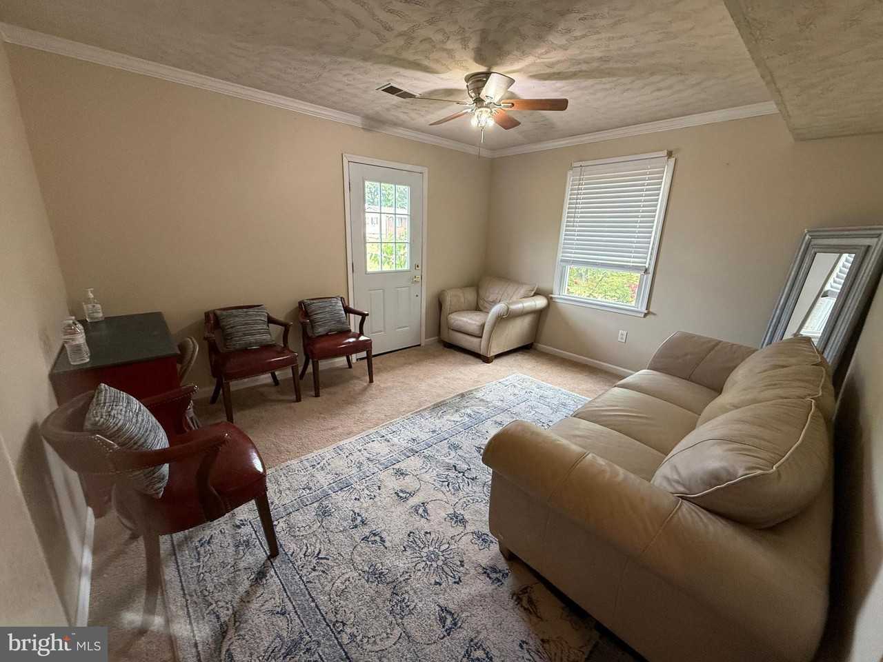 7 Patton Ln - Photo 5 of 11