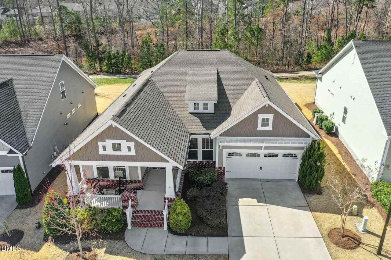 485 Wildwind Dr - Photo 2 of 21