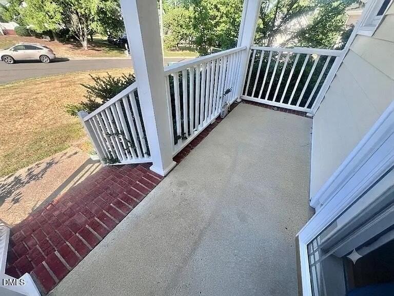 2029 Battlewood Rd - Photo 3 of 26