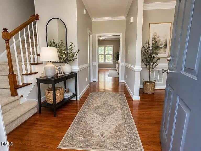 2029 Battlewood Rd - Photo 6 of 26