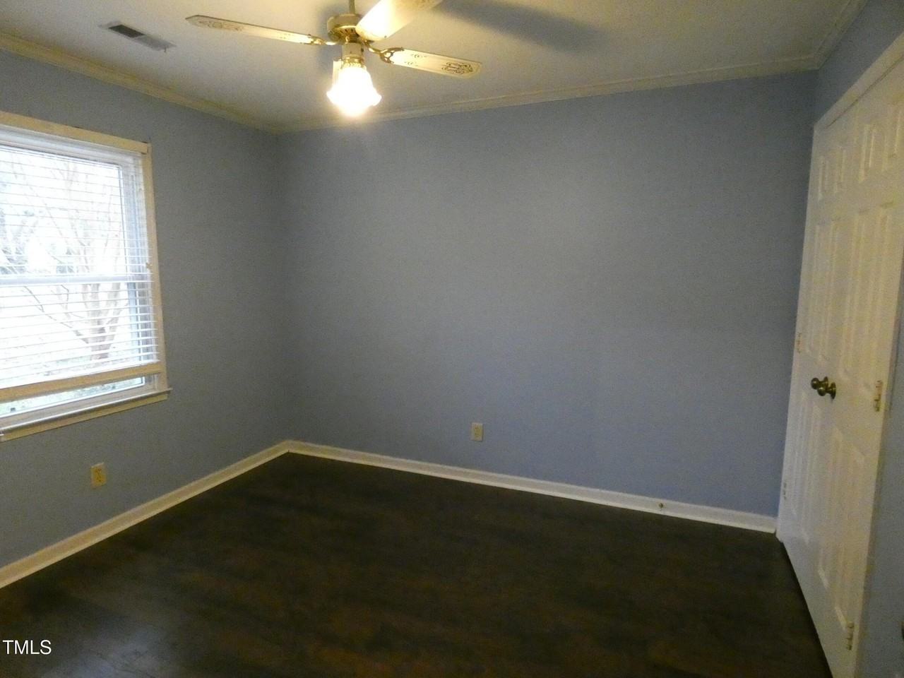 3605 Pine Knoll Dr - Photo 3 of 24