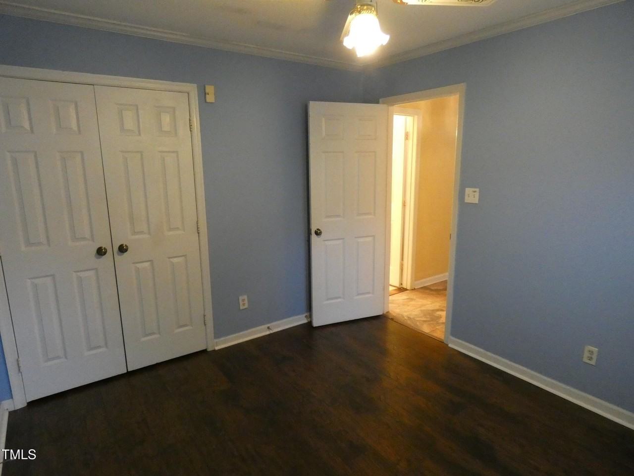 3605 Pine Knoll Dr - Photo 4 of 24