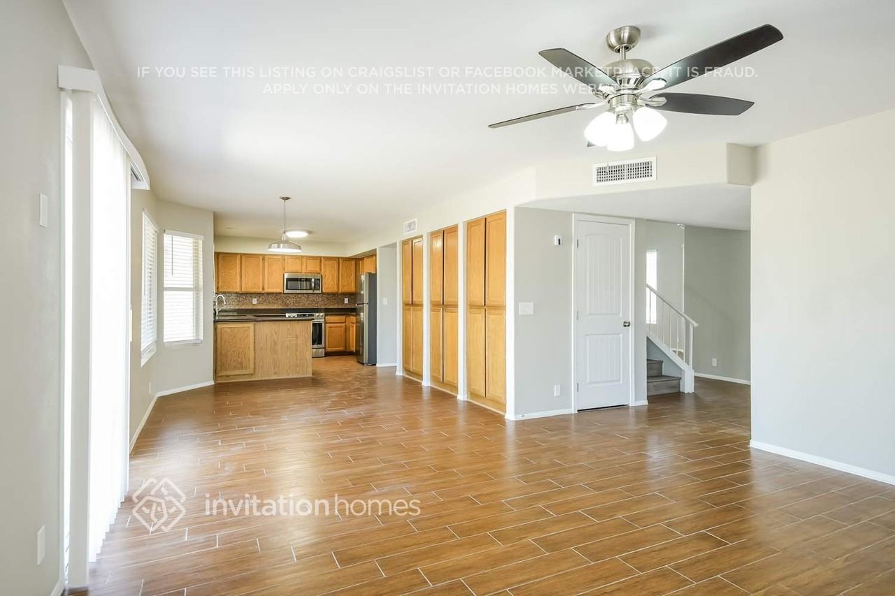 4126 W Misty Willow Ln - Photo 5 of 16