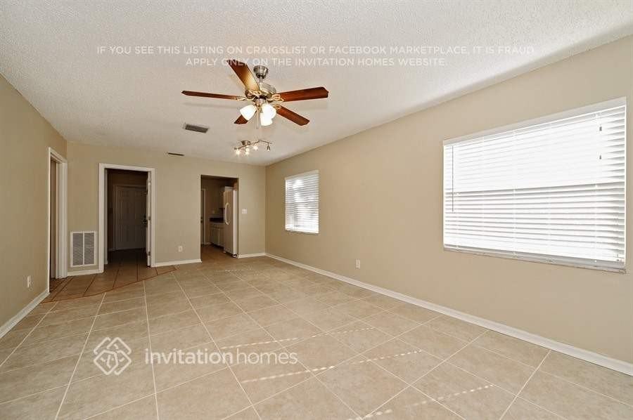 604 Nicholson St - Photo 3 of 19