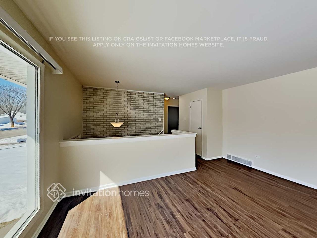 4242 Clark Dr - Photo 6 of 18