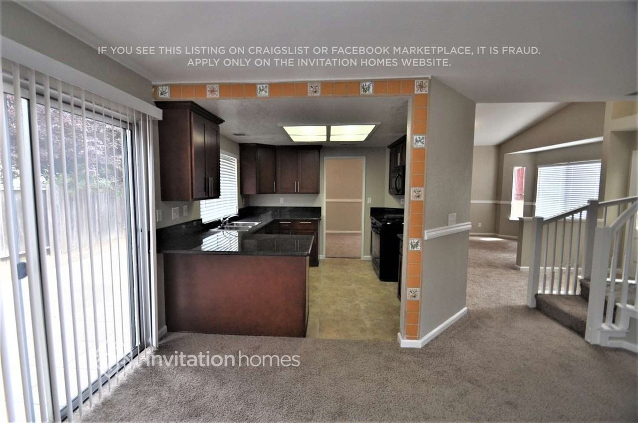 420 Hannigan Way - Photo 4 of 15