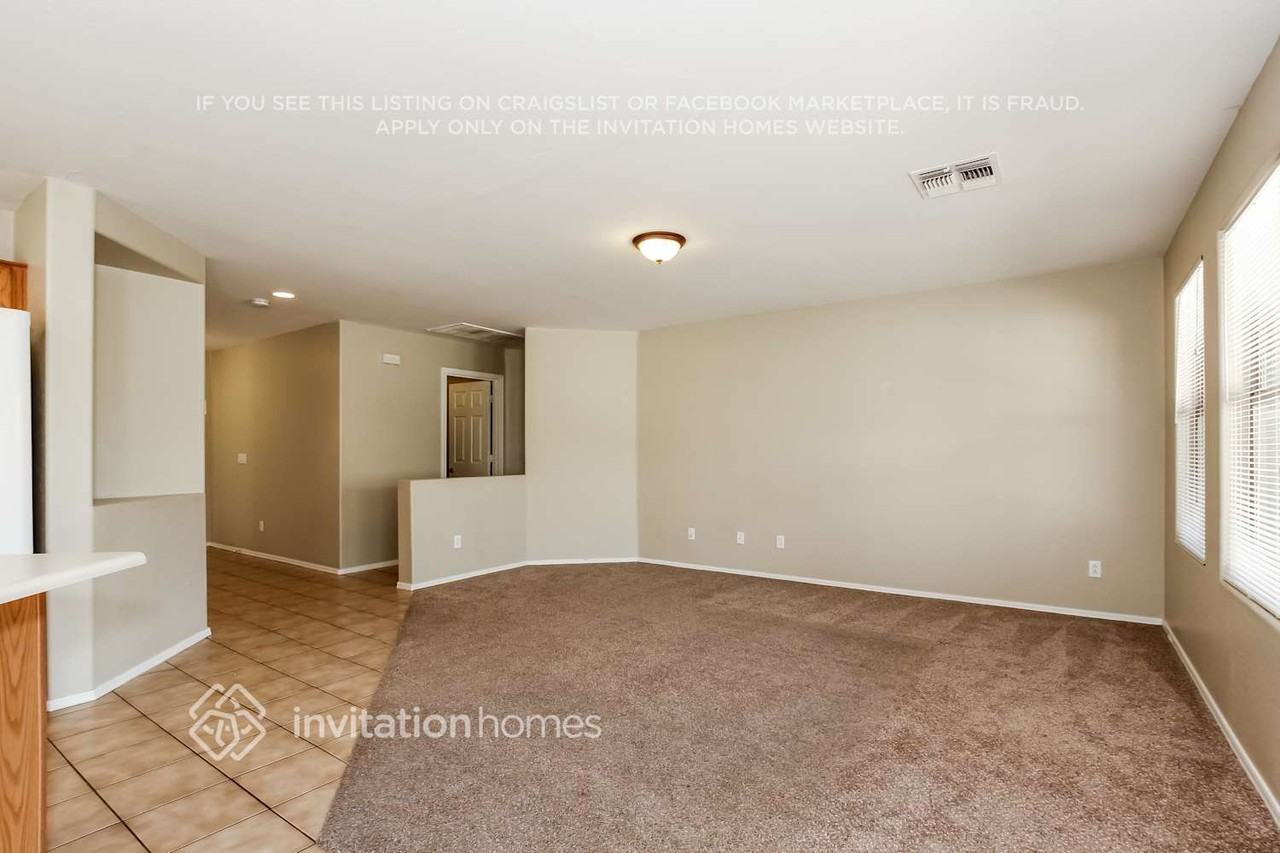 15082 W Taylor St - Photo 6 of 21