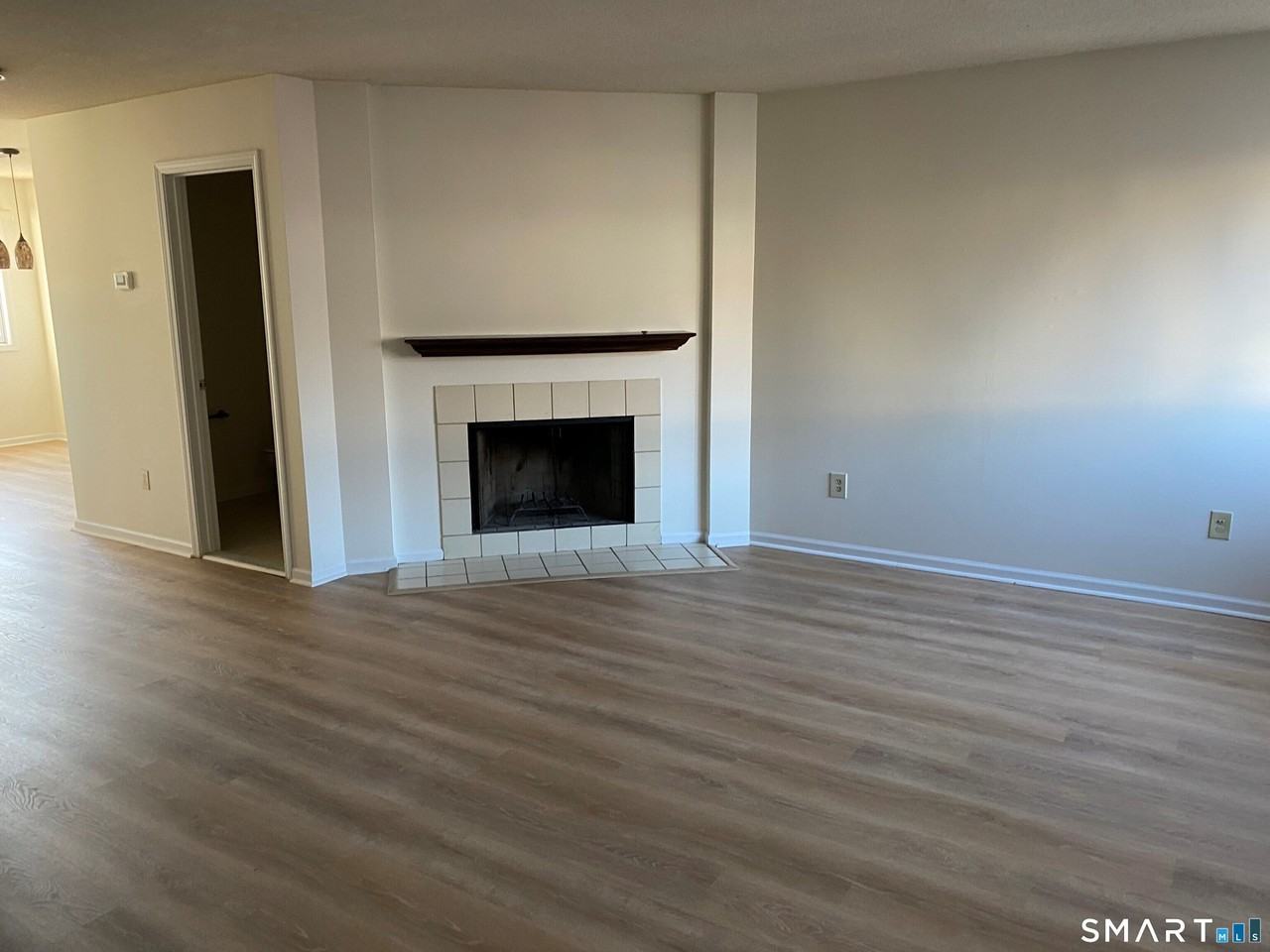 27 Crows Nest Ln - Photo 4 of 12