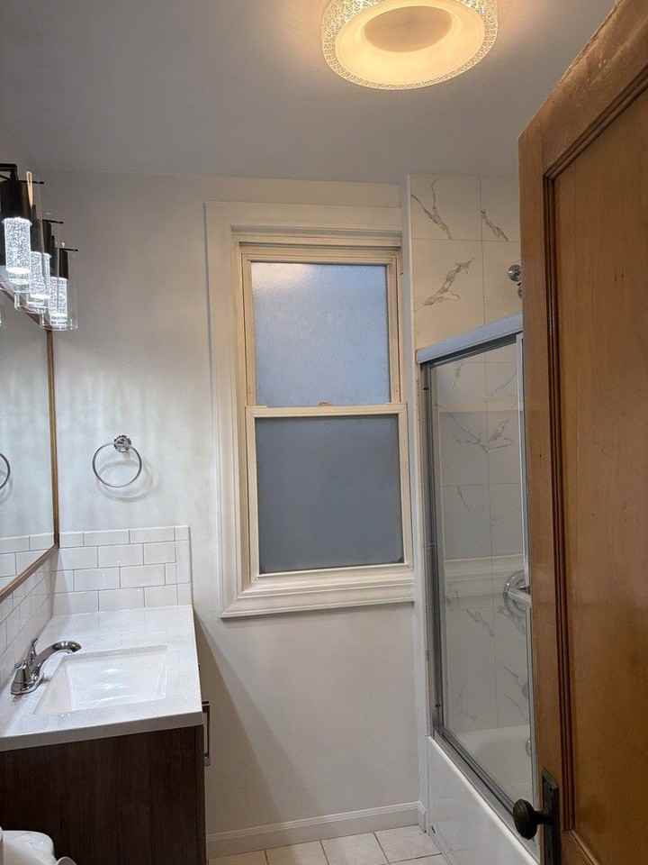 3022 N Hoyne Ave #1 - Photo 5 of 7