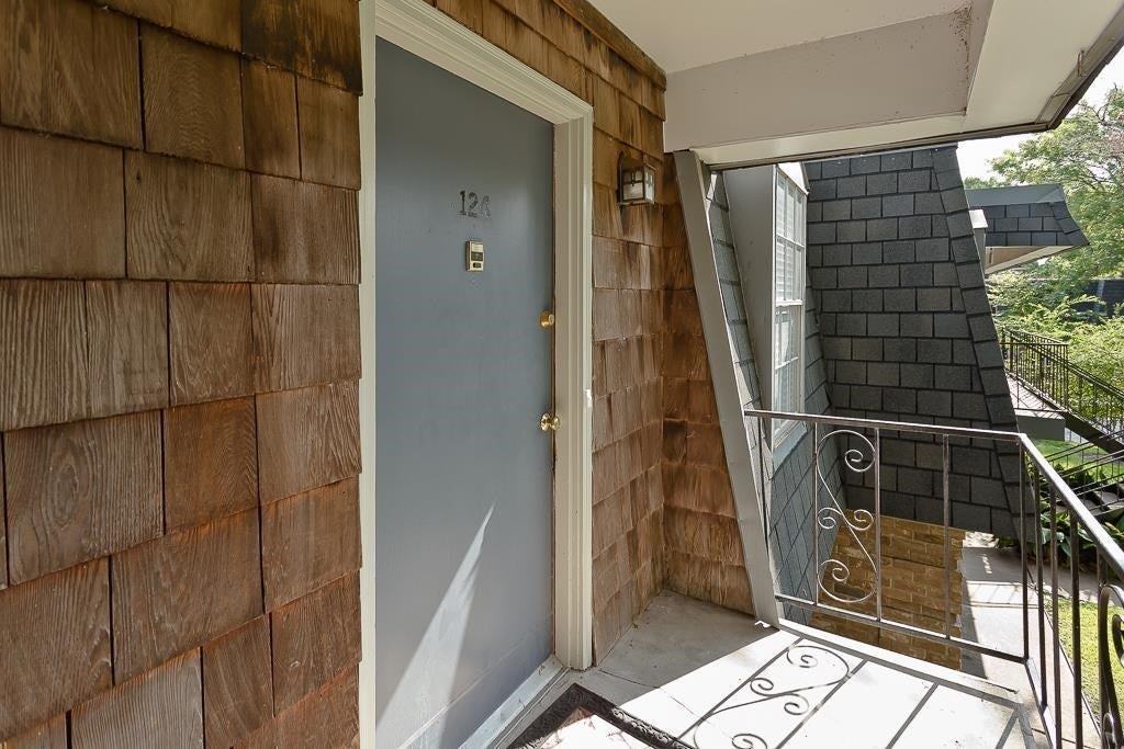 9029 Gaylord Dr - Photo 2 of 23