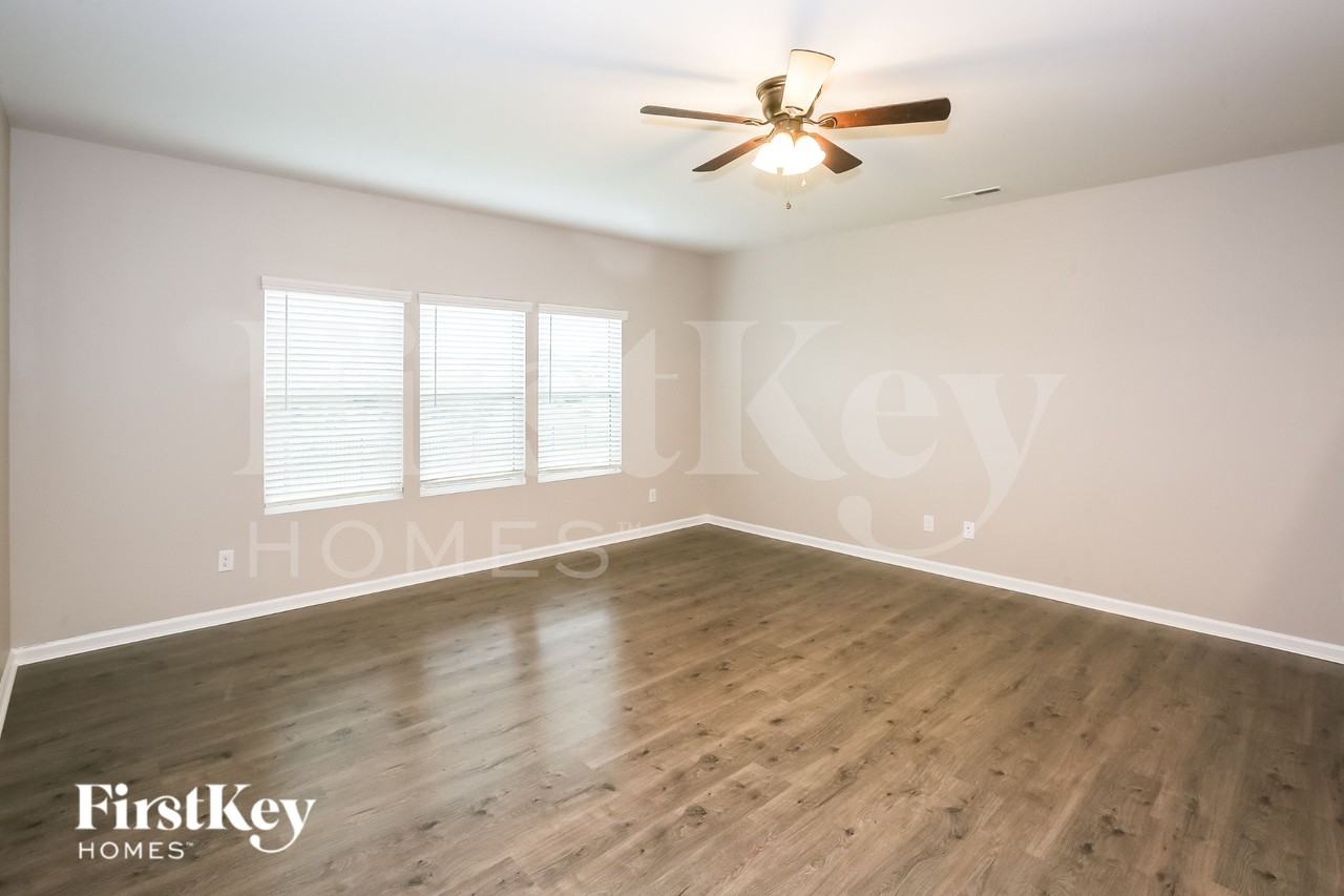 140 Jana Dr - Photo 5 of 19