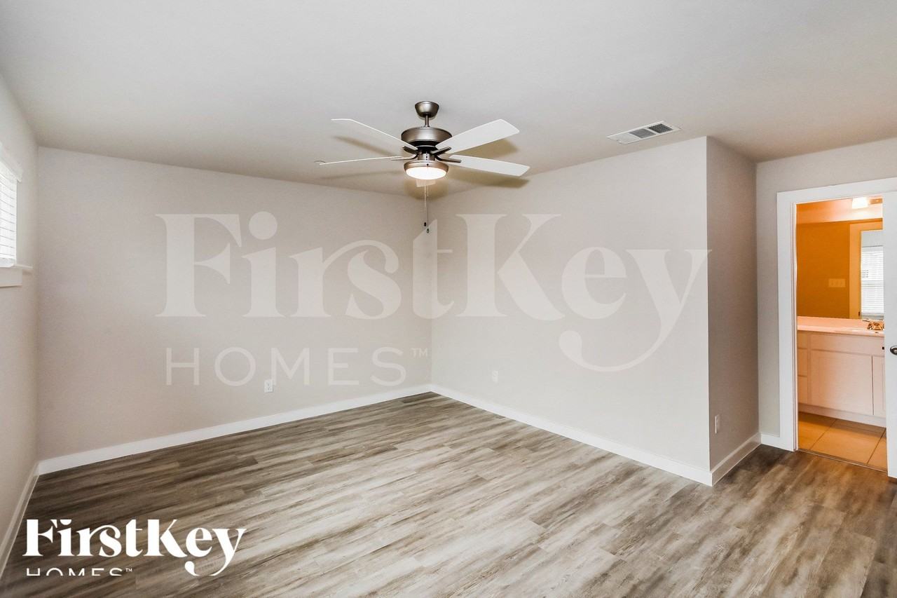 315 Niki Dr - Photo 7 of 16