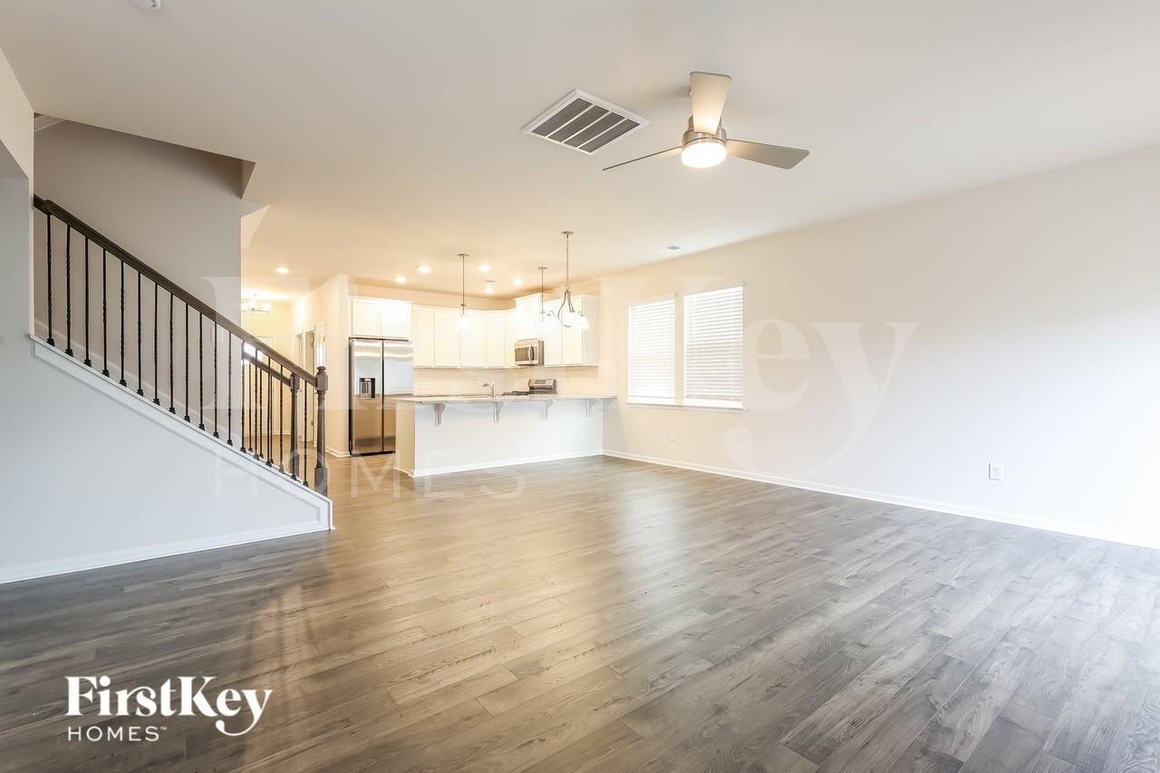 419 Stonefence Dr - Photo 3 of 16