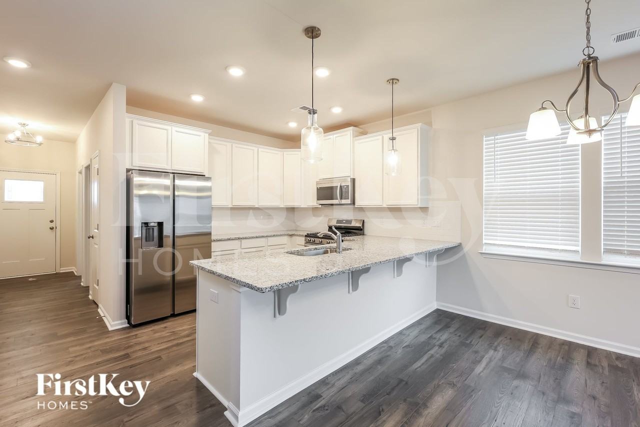 419 Stonefence Dr - Photo 5 of 16