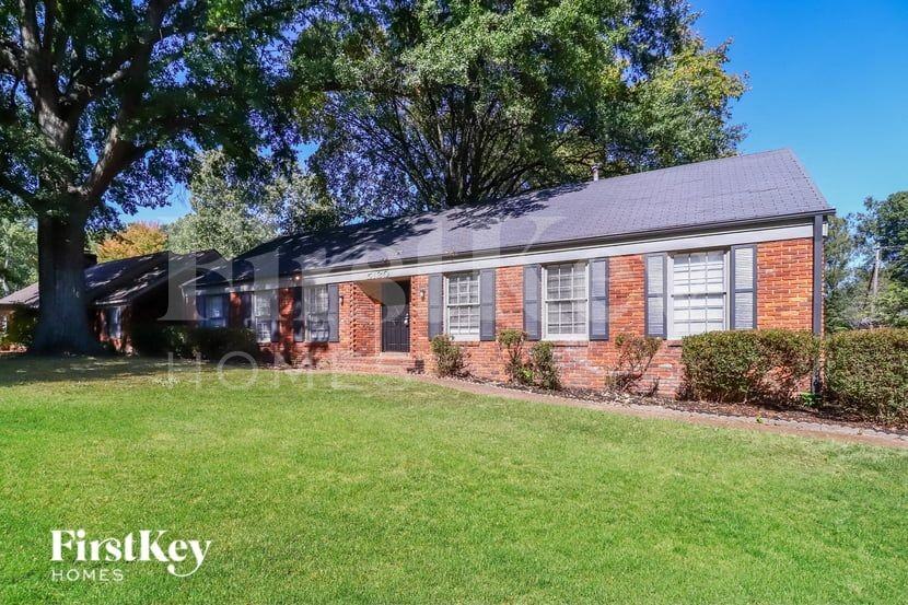 5130 Kingswood Cir - Photo 2 of 15