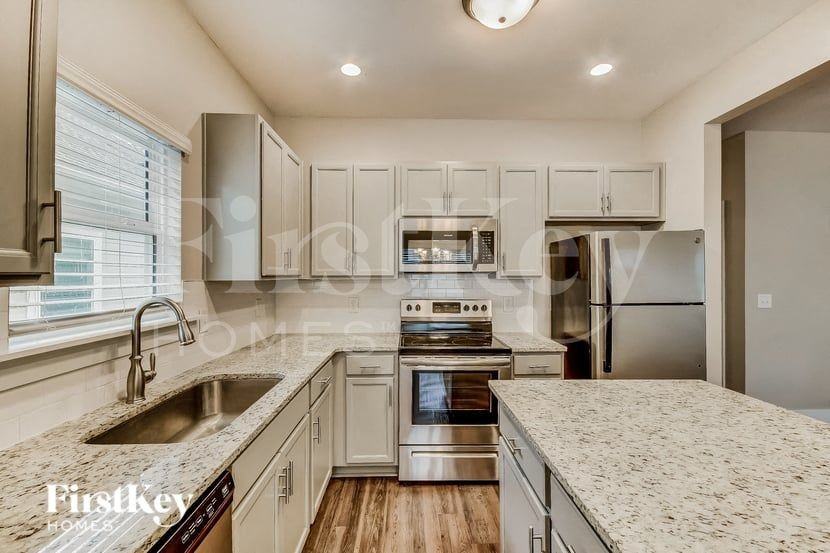 2227 5th Ave S - Photo 6 of 15