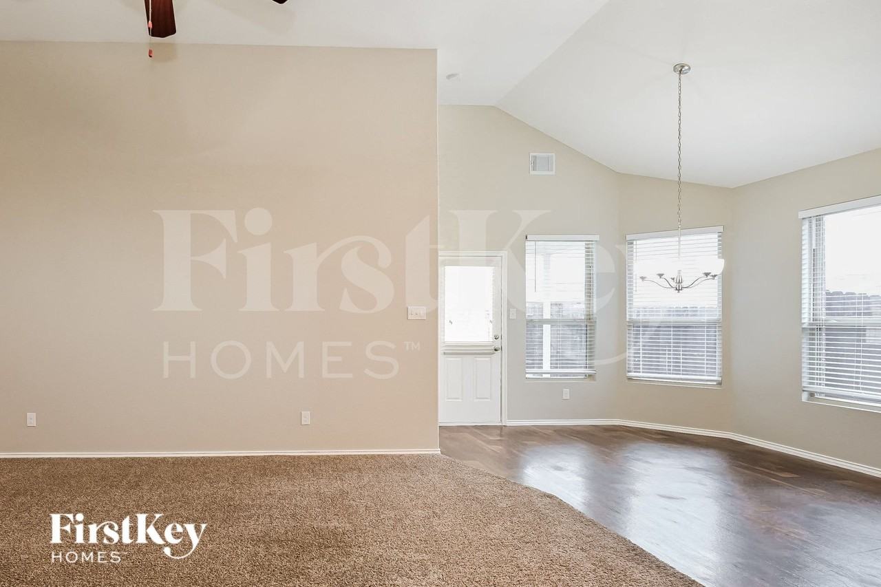5223 Appleton Meadow Trce - Photo 4 of 15
