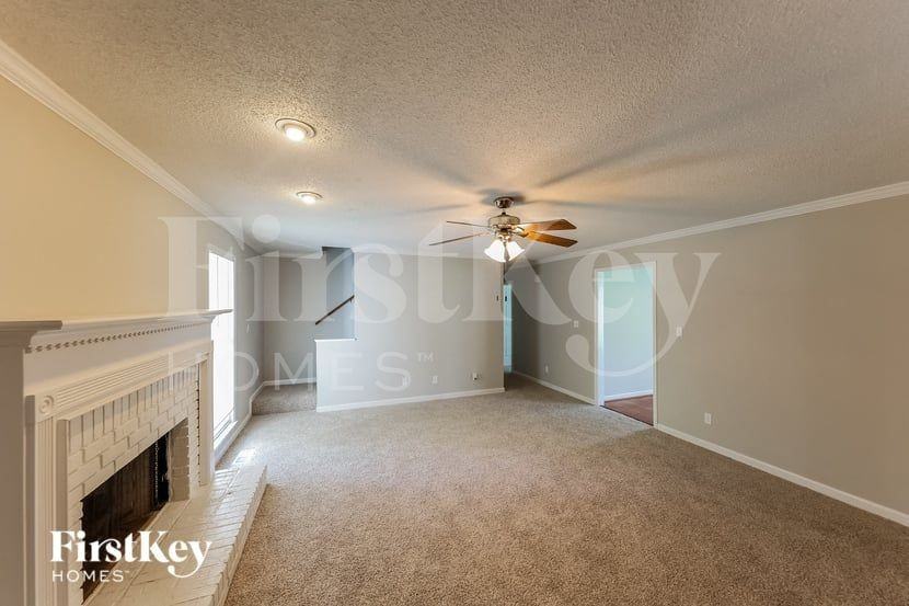 5263 Highland Trace Cir - Photo 4 of 15