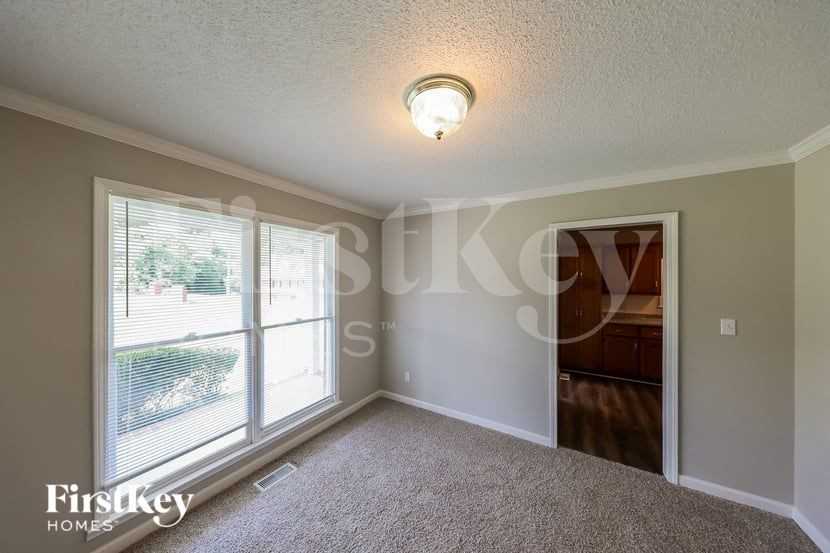 5263 Highland Trace Cir - Photo 5 of 15
