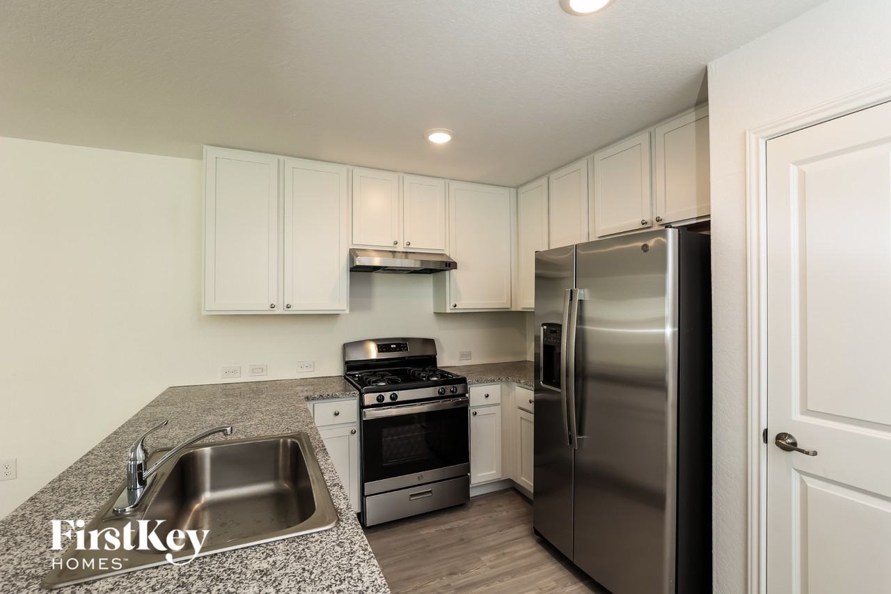 4547 Emma Way - Photo 7 of 15