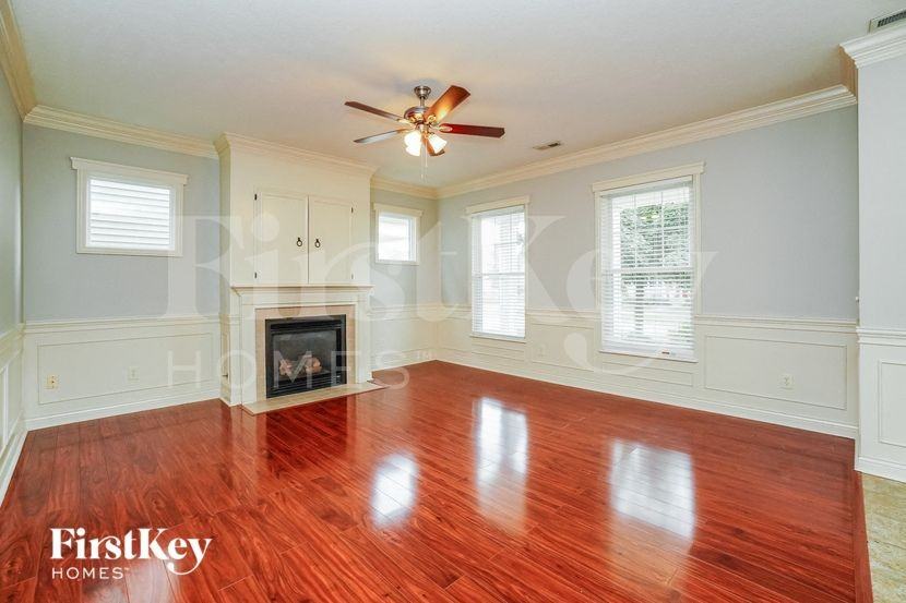 5620 Cardin Blvd - Photo 2 of 16