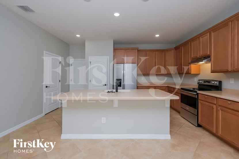 9004 Sienna Moss Ln - Photo 5 of 16