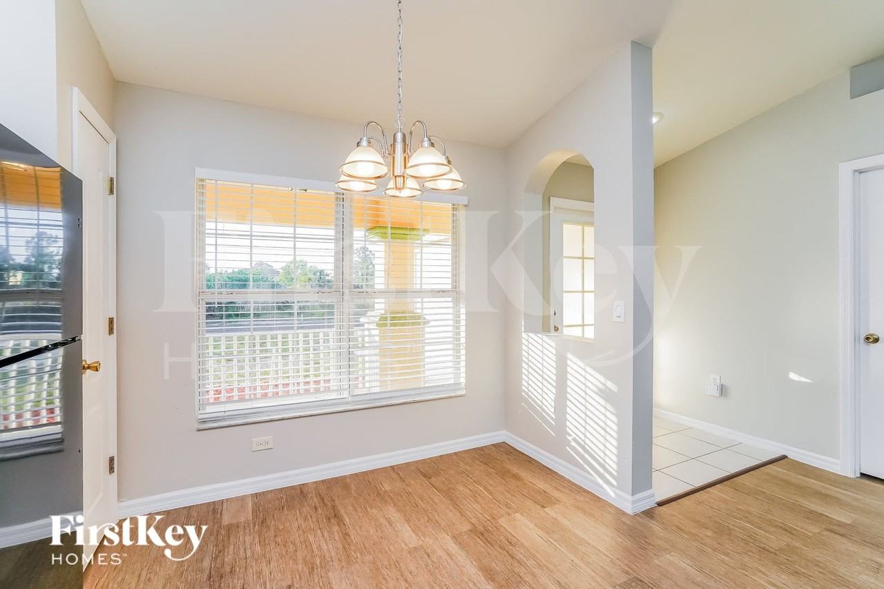 363 Clairidge Cir - Photo 6 of 17