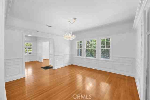 4031 N Virginia Rd - Photo 3 of 8