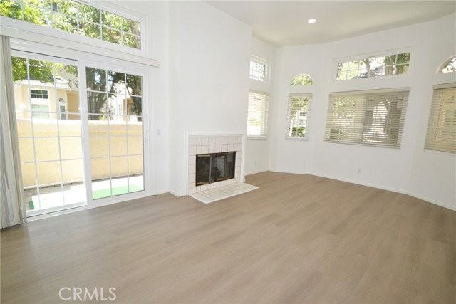 2300 Maple Ave #200 - Photo 4 of 8